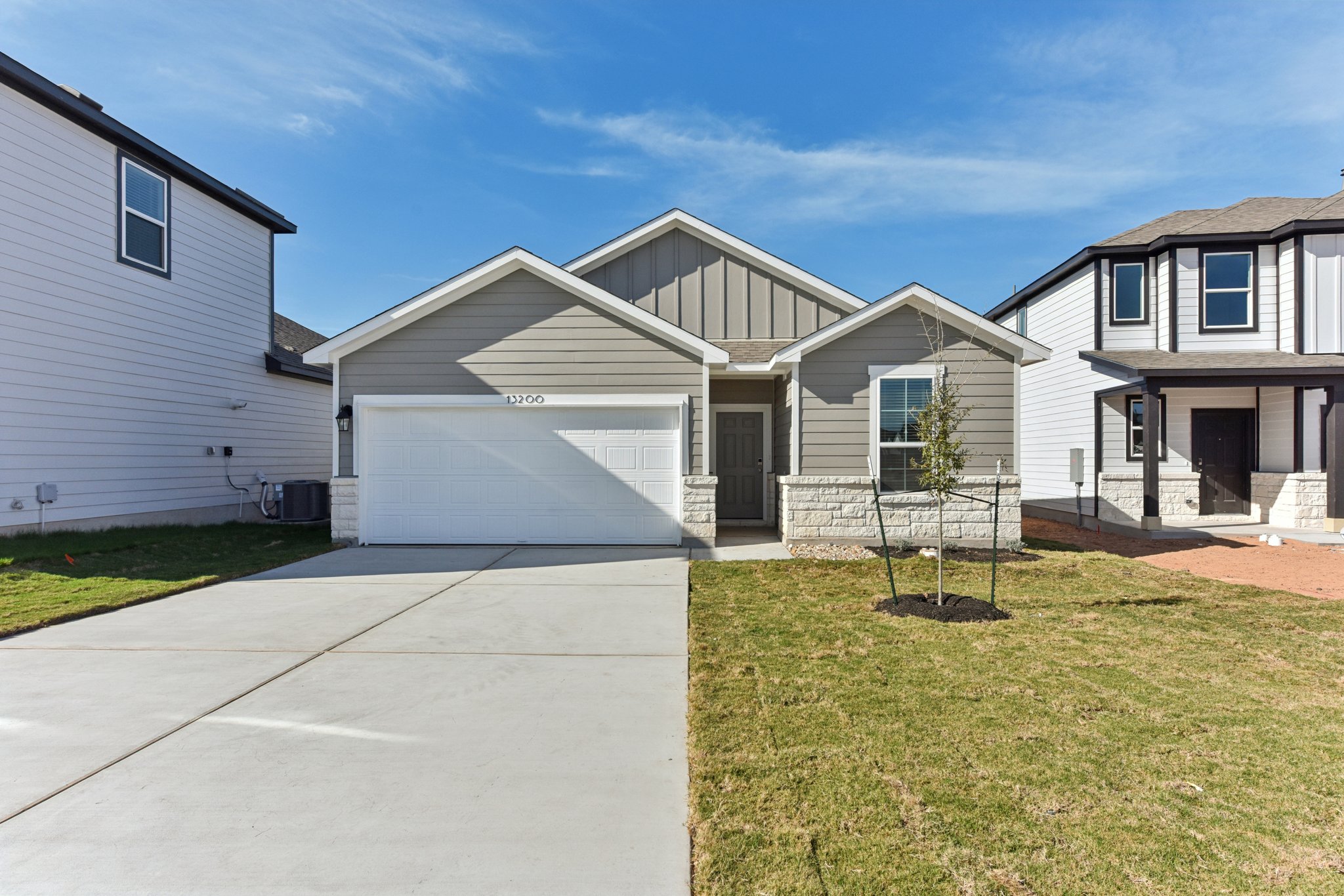 3743 13200 Silver Blazer Dr.